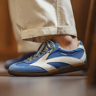 Tennis blue